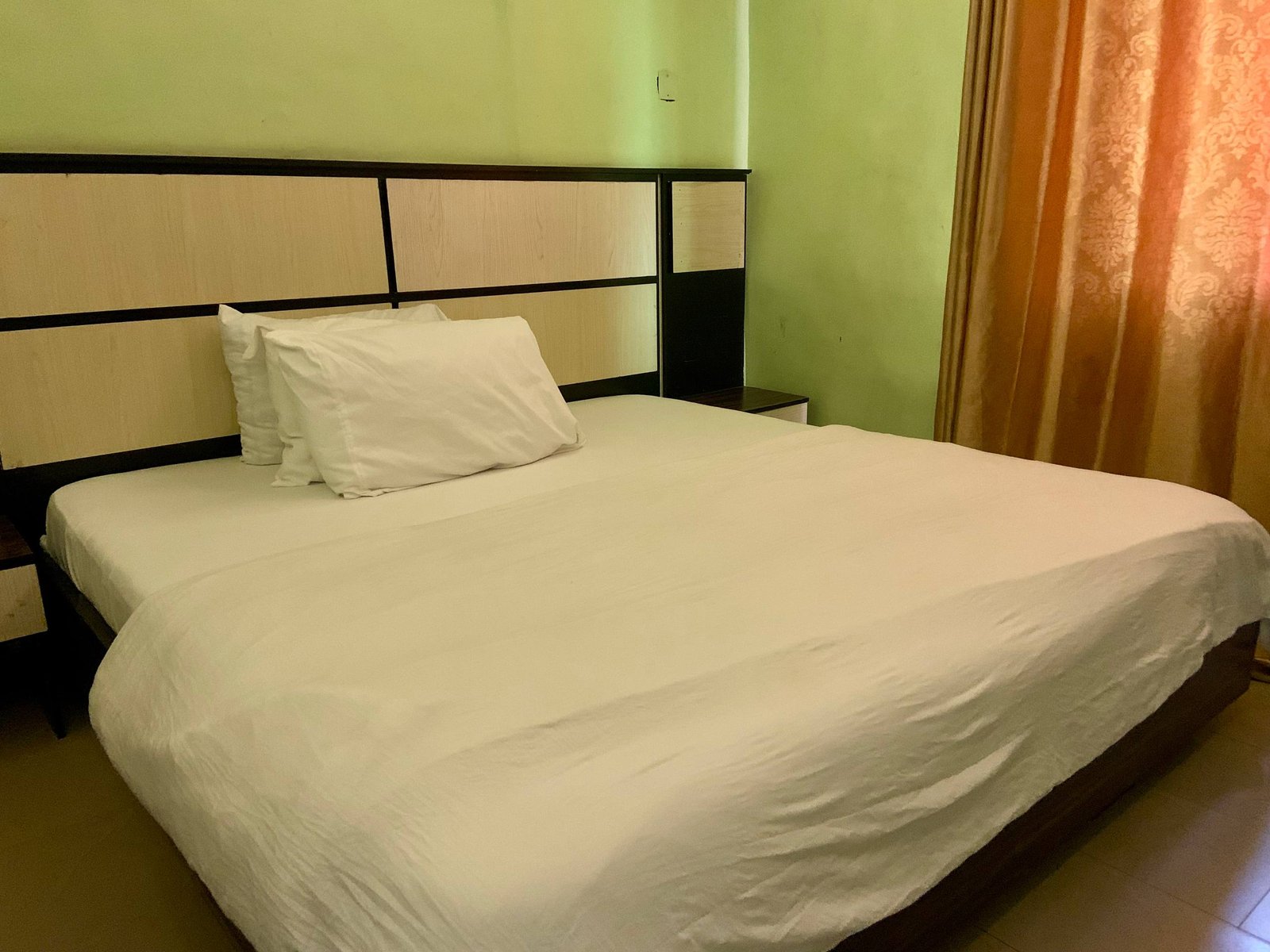 deluxe Room Interior